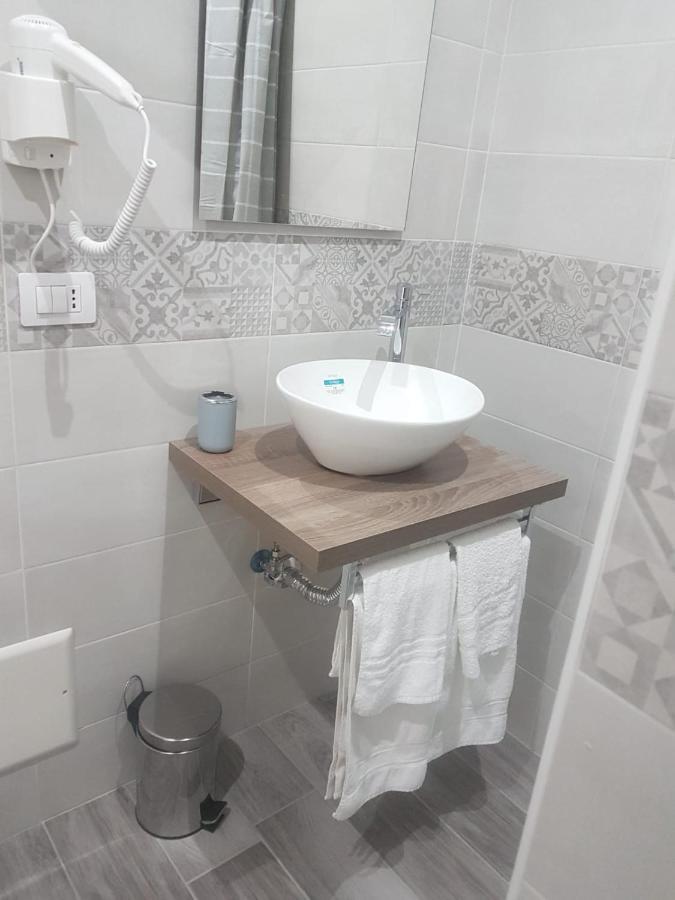 Casa Napul'E Hotel Наполи Екстериор снимка