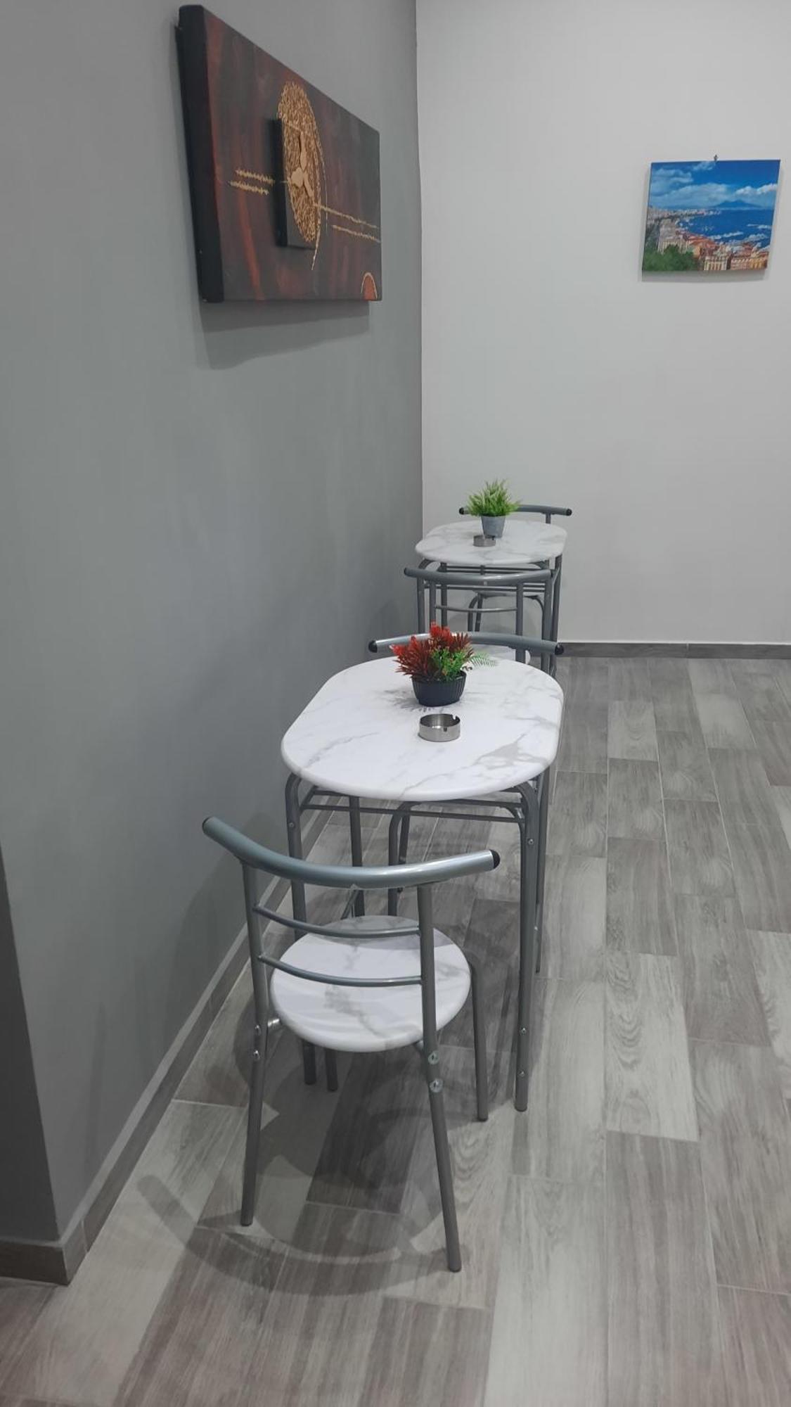 Casa Napul'E Hotel Наполи Екстериор снимка